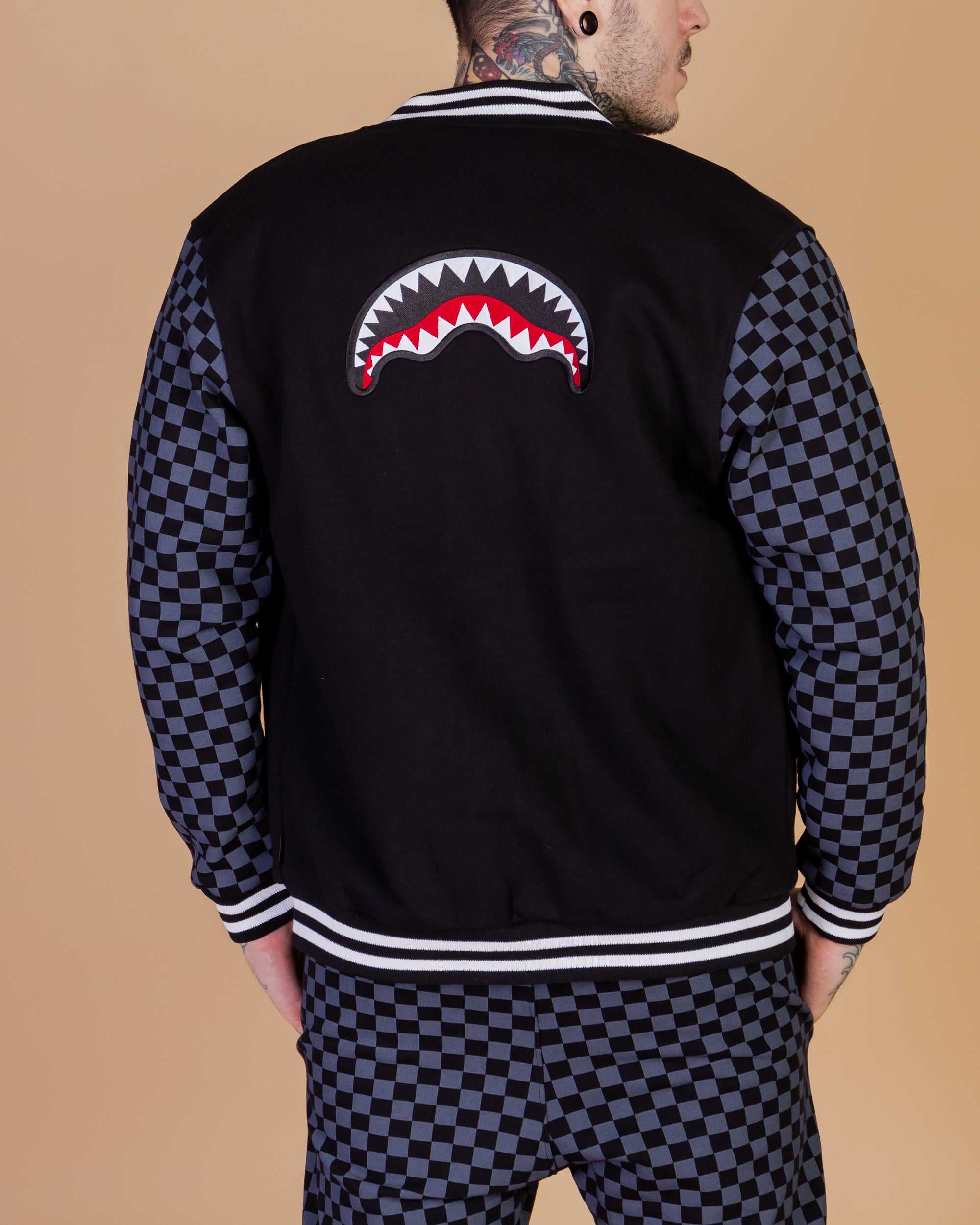 Μπουφαν ανδρικα Sprayground Checkered Varsity γκρι | 1053YBJOS