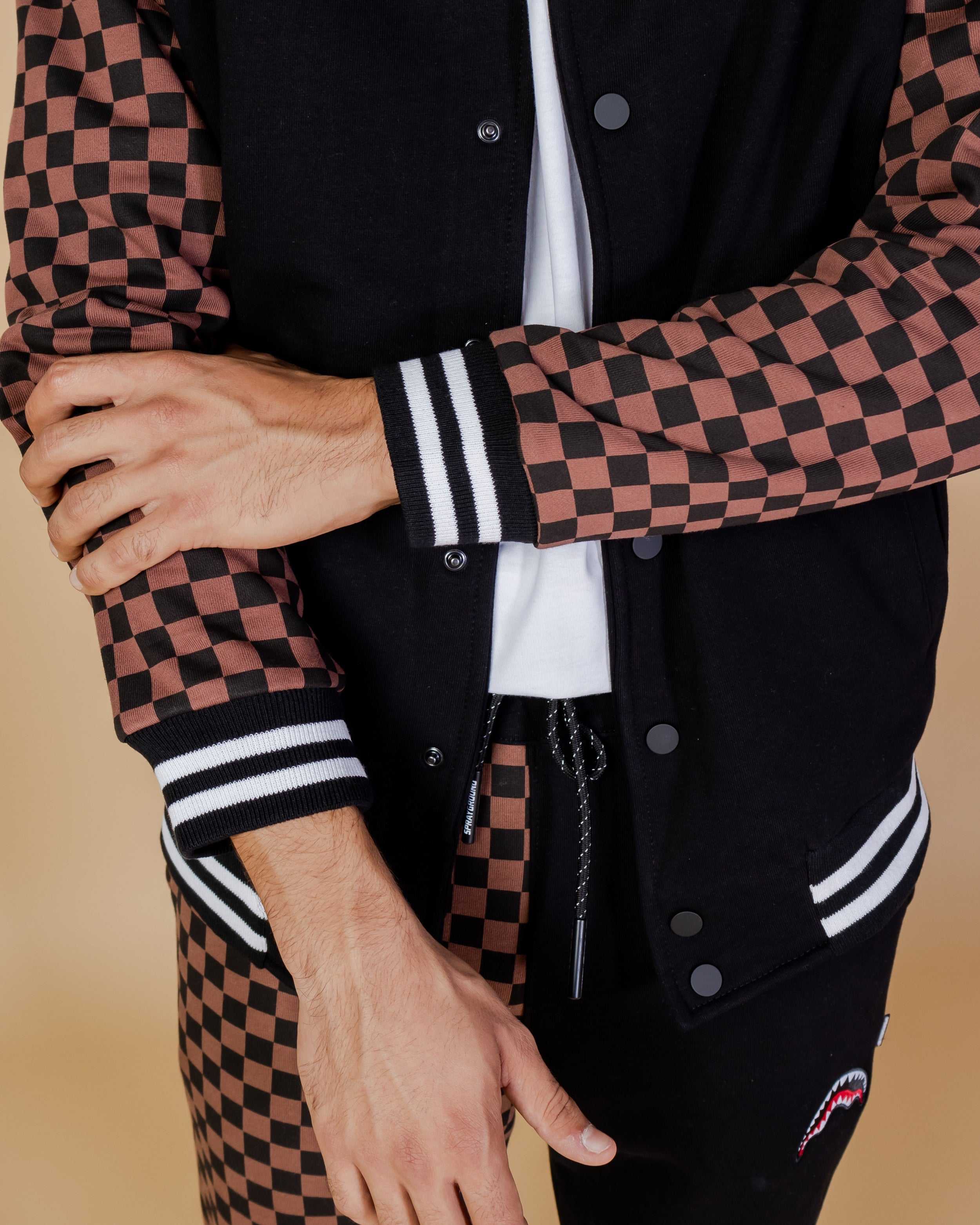 Μπουφαν ανδρικα Sprayground Checkered Varsity καφε | 6218QUDNF