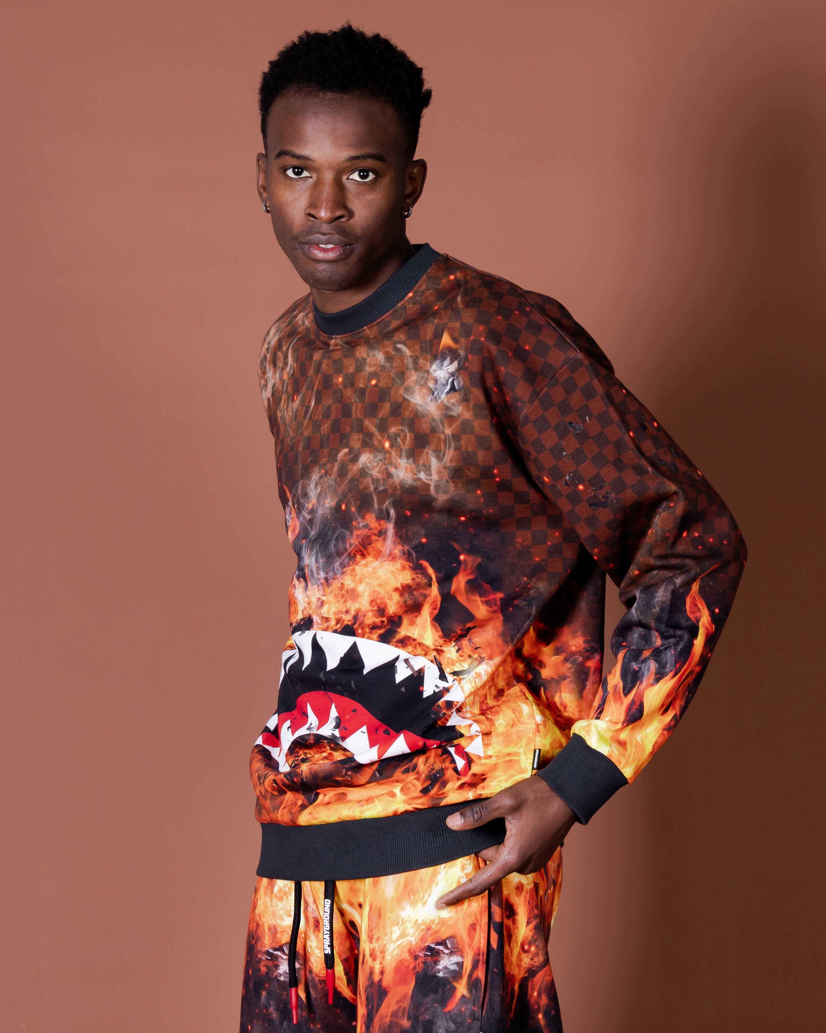 Φούτερ ανδρικα Sprayground Shark On Fire Crewneck καφε | 1596FIXLR